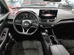 نیسان ئەلتیما